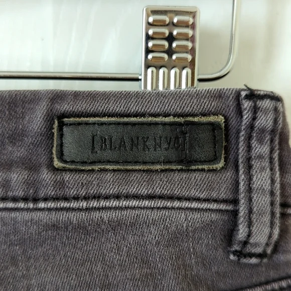 Blank NYC Faux Lace-Up Low Rise Cut Off Raw Hem Skinny Jean Shorts Dark Gray 26 - Picture 13 of 13